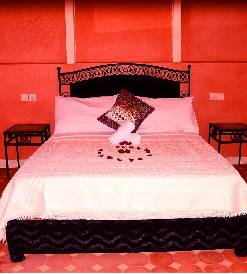 Latifa House Ξενοδοχείο Sbiti Εξωτερικό φωτογραφία