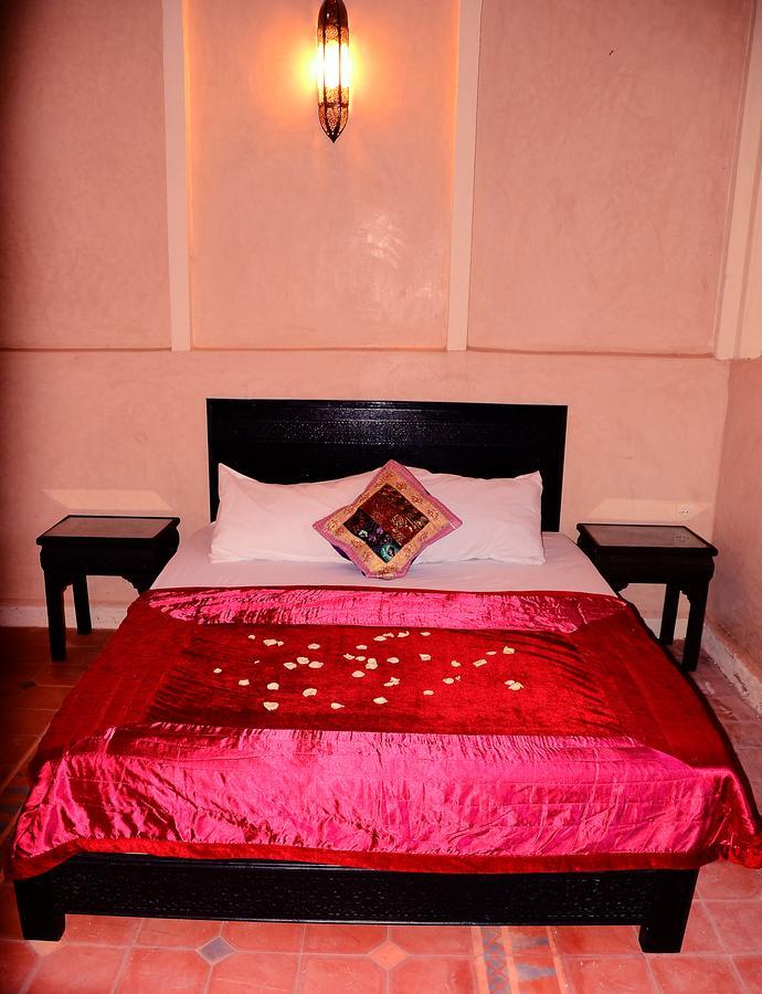 Latifa House Ξενοδοχείο Sbiti Εξωτερικό φωτογραφία